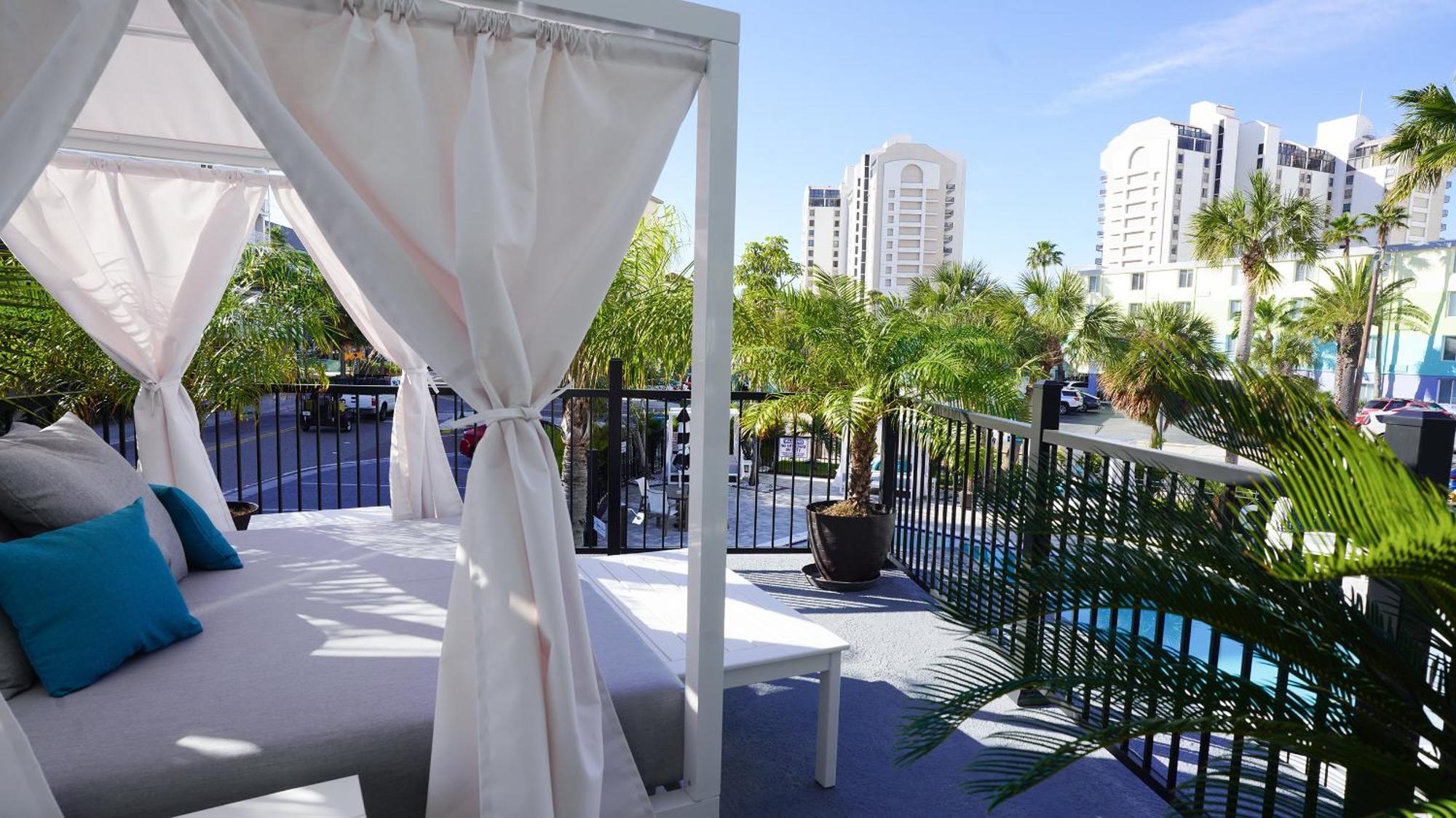 Ivory Sands Beach Suites Clearwater Beach Exterior foto