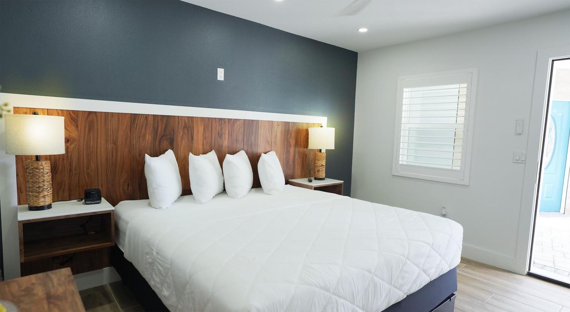 Ivory Sands Beach Suites Clearwater Beach Exterior foto