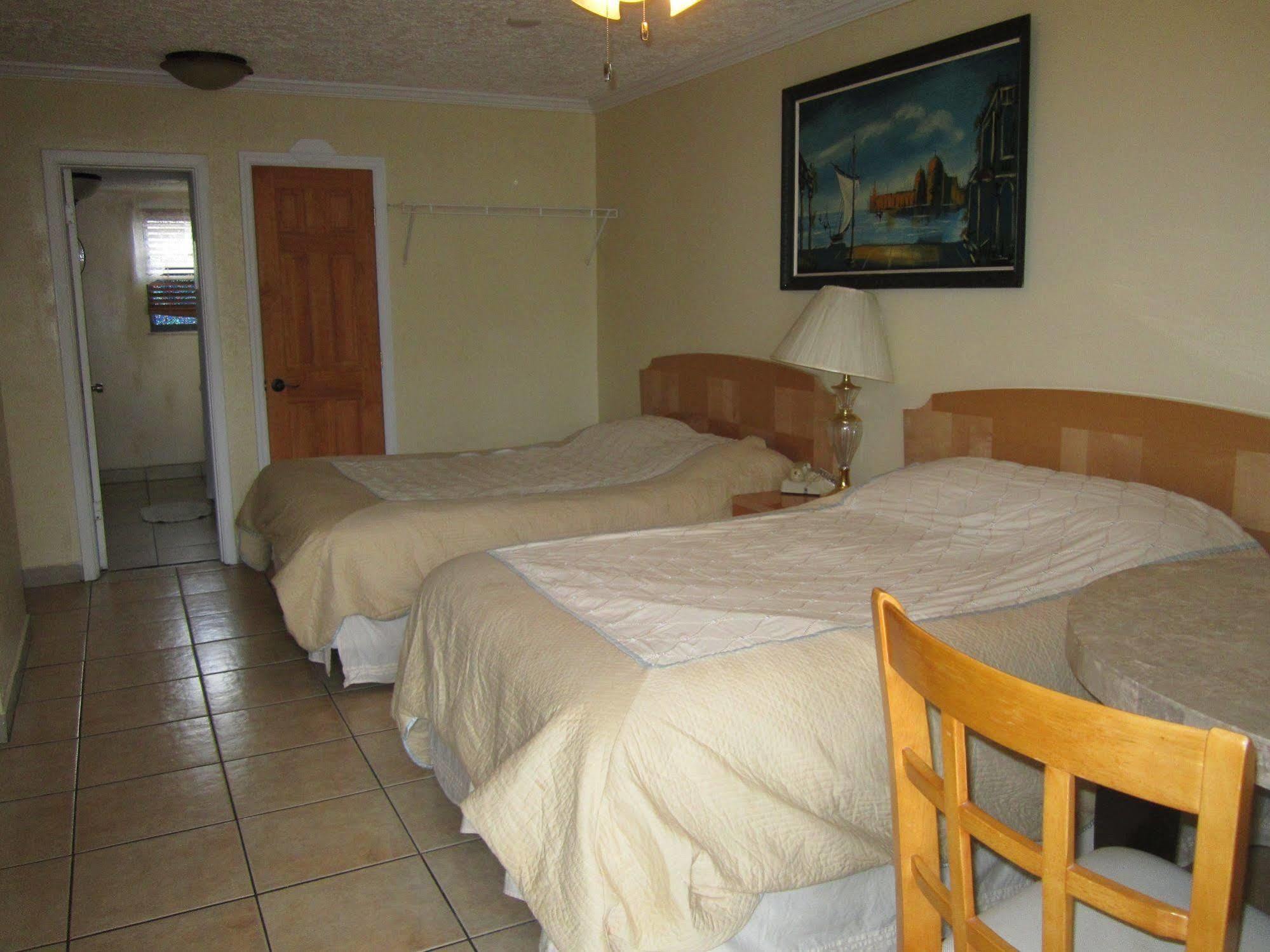 Ivory Sands Beach Suites Clearwater Beach Exterior foto